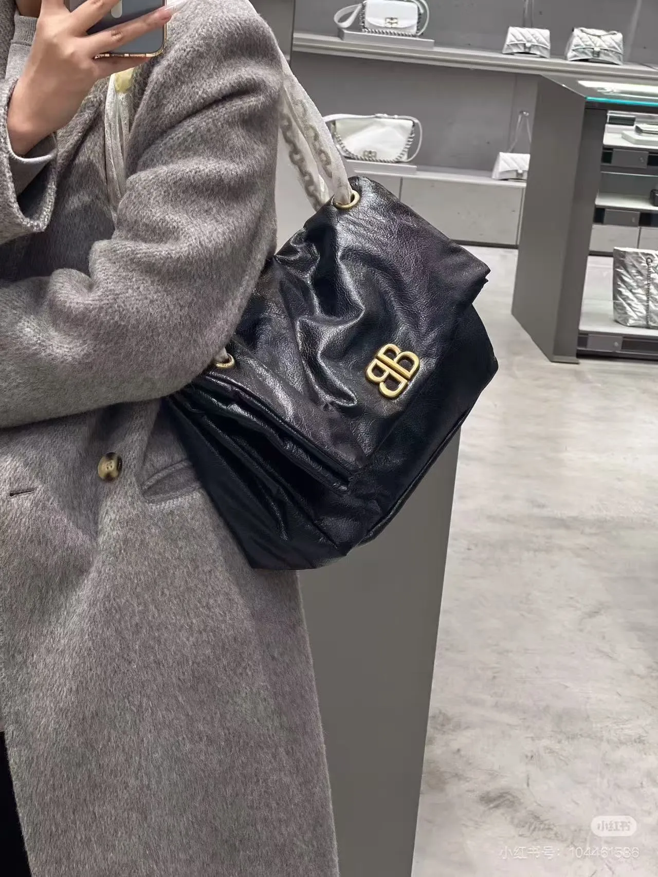 All categories Balenciaga Women's Bags (Balenciaga) Balenciaga 6903