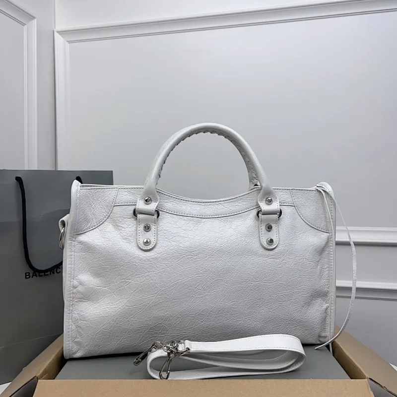 All categories Balenciaga Women's Bags (Balenciaga) Balenciaga 3825