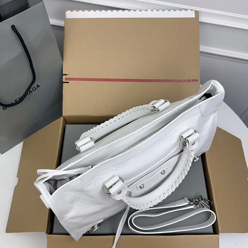 All categories Balenciaga Women's Bags (Balenciaga) Balenciaga 3825