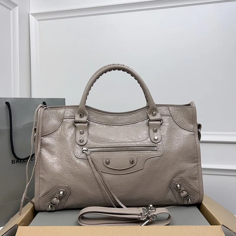 All categories Balenciaga Women's Bags (Balenciaga) Balenciaga 3825