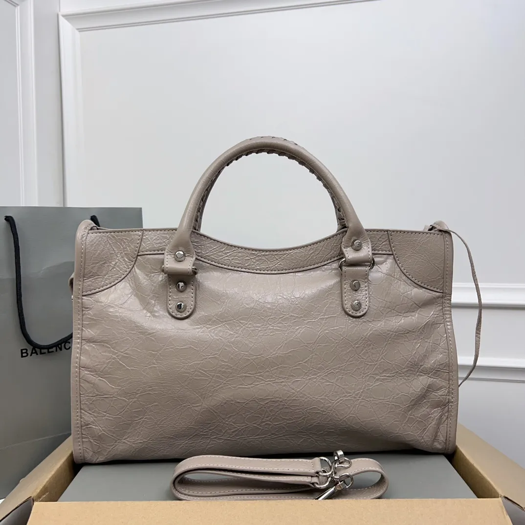 All categories Balenciaga Women's Bags (Balenciaga) Balenciaga 3825