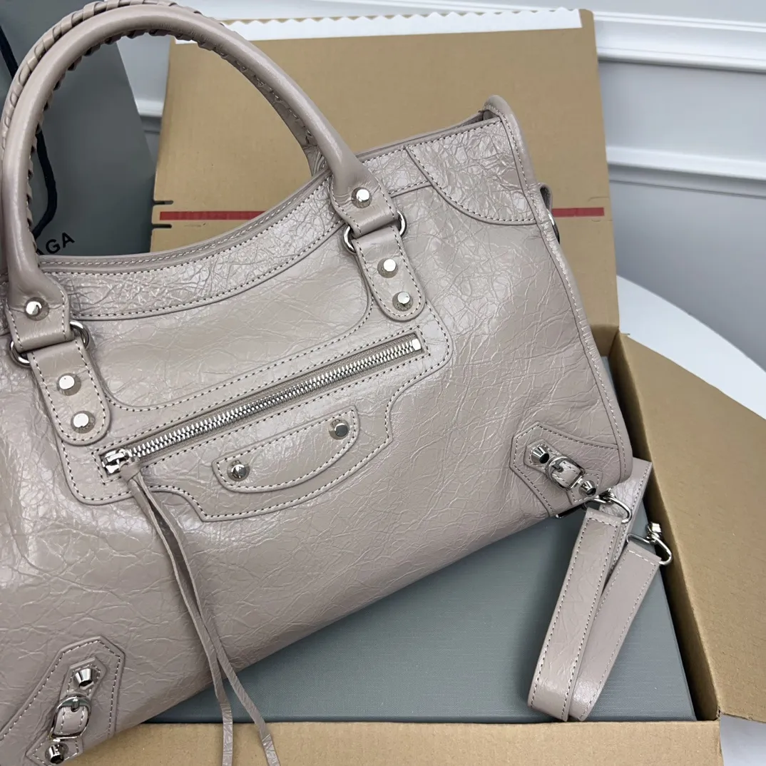 All categories Balenciaga Women's Bags (Balenciaga) Balenciaga 3825