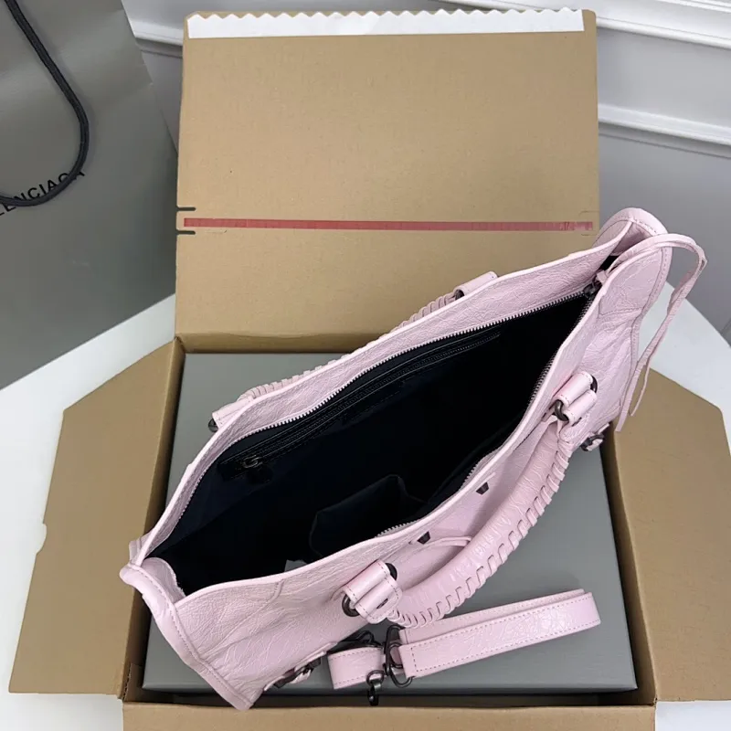 All categories Balenciaga Women's Bags (Balenciaga) Balenciaga 3825
