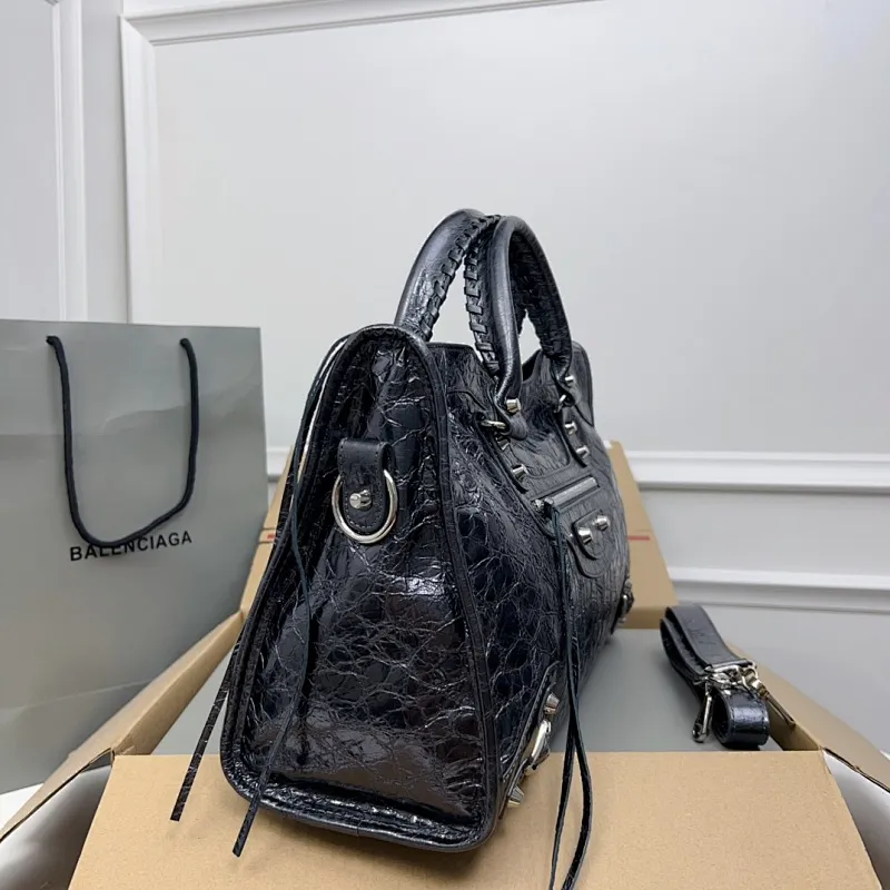 All categories Balenciaga Women's Bags (Balenciaga) Balenciaga 3825