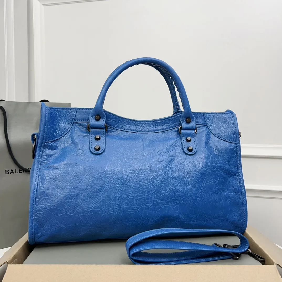 All categories Balenciaga Women's Bags (Balenciaga) Balenciaga 3825