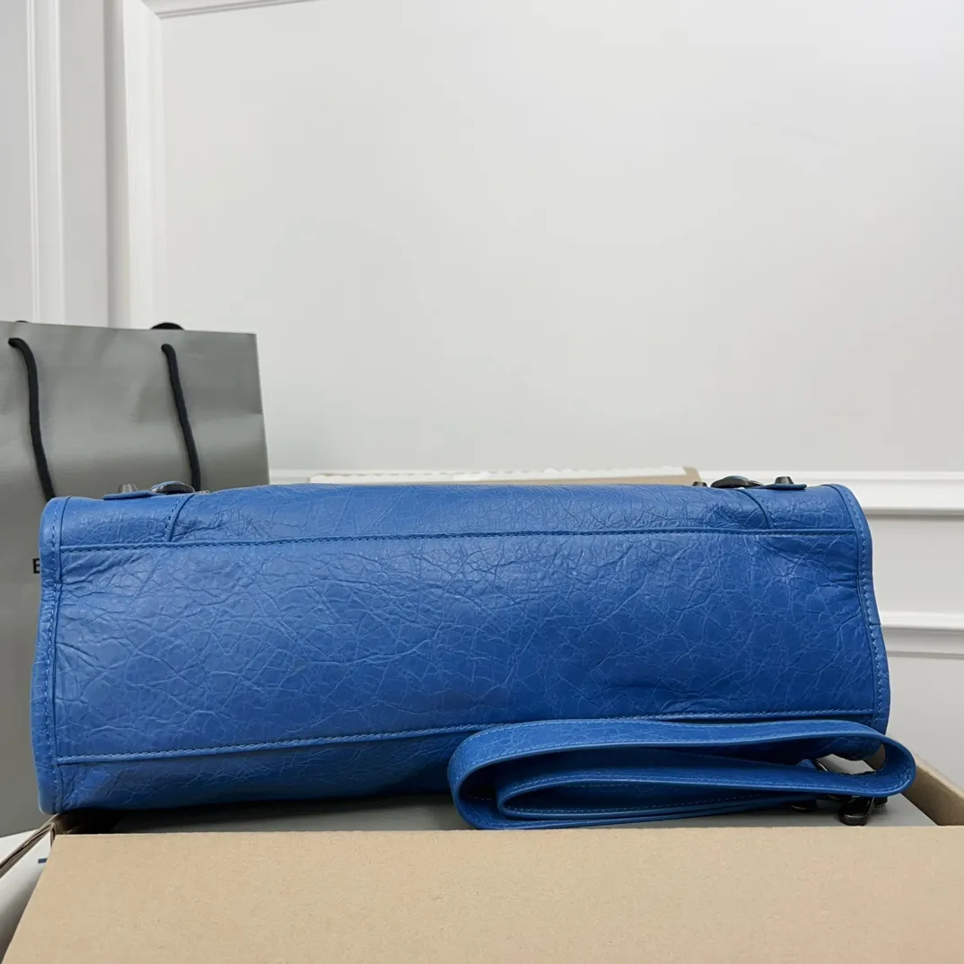 All categories Balenciaga Women's Bags (Balenciaga) Balenciaga 3825