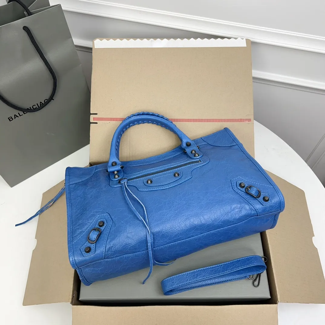 All categories Balenciaga Women's Bags (Balenciaga) Balenciaga 3825