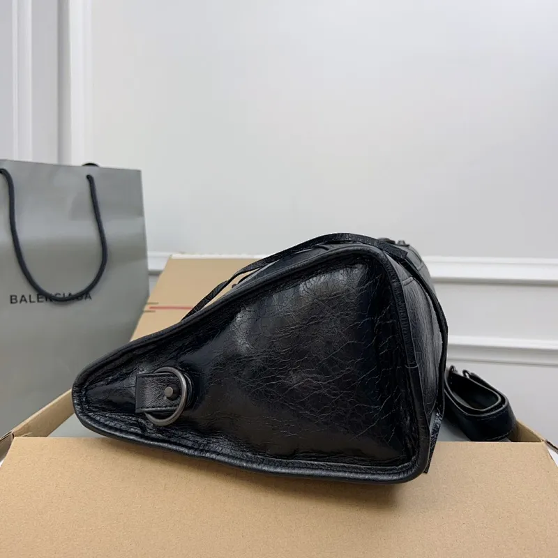 All categories Balenciaga Women's Bags (Balenciaga) Balenciaga 3825