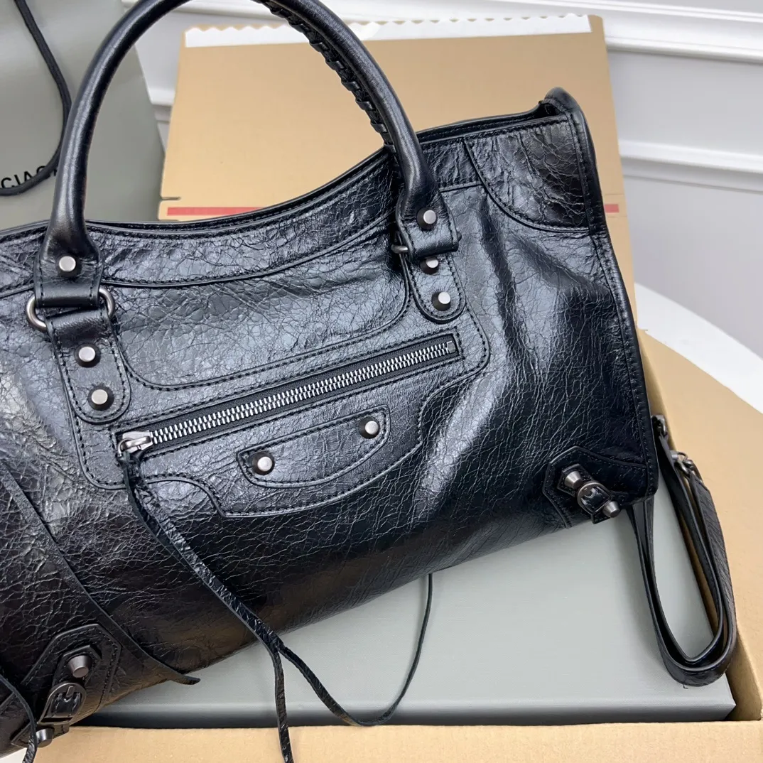 All categories Balenciaga Women's Bags (Balenciaga) Balenciaga 3825
