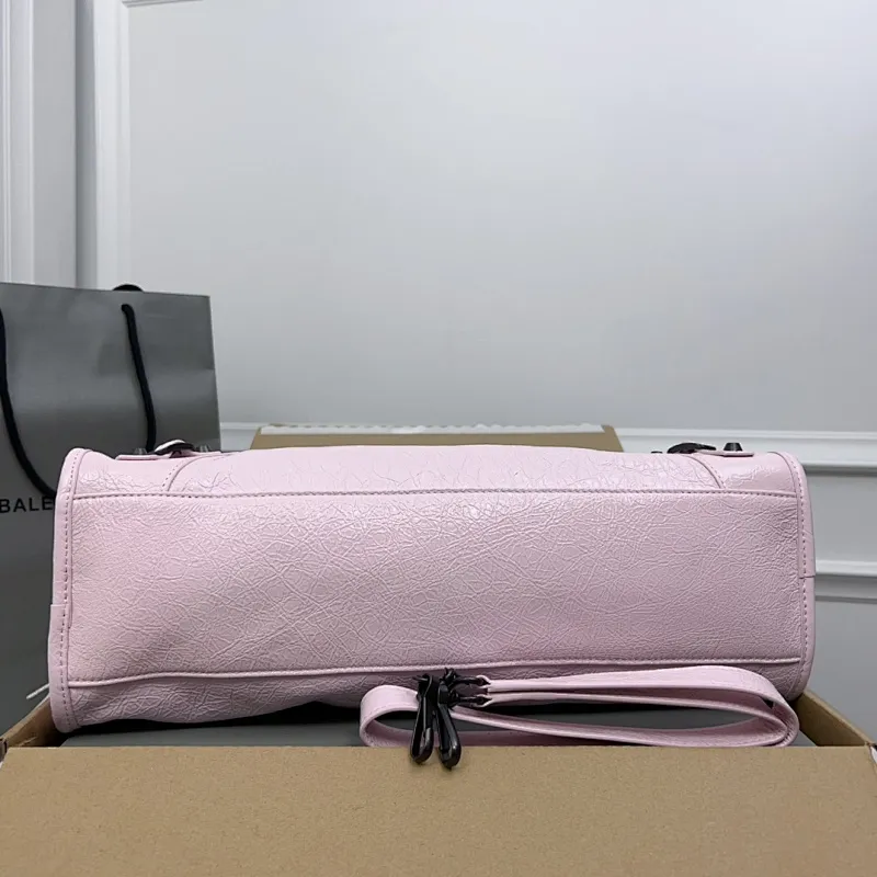 All categories Balenciaga Women's Bags (Balenciaga) Balenciaga 3825