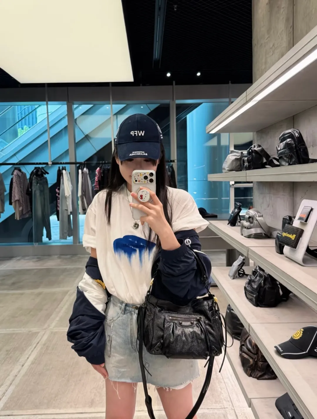 All Categories Balenciaga Women's Bags (Balenciaga) Balenciaga 90024