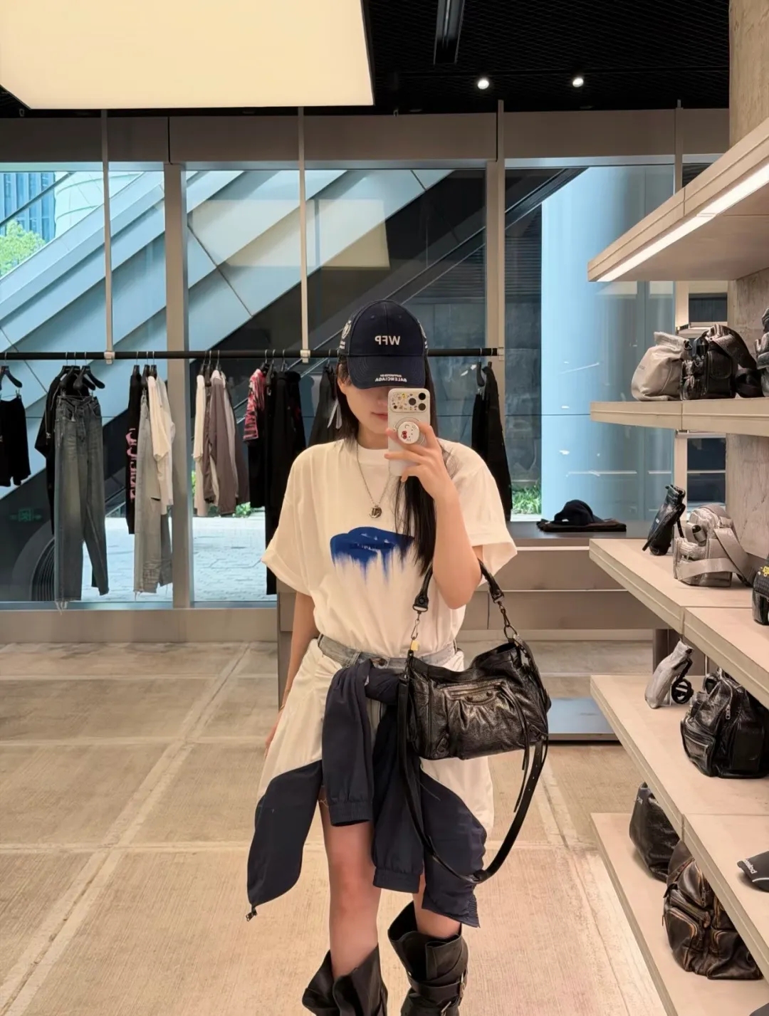 All Categories Balenciaga Women's Bags (Balenciaga) Balenciaga 90024