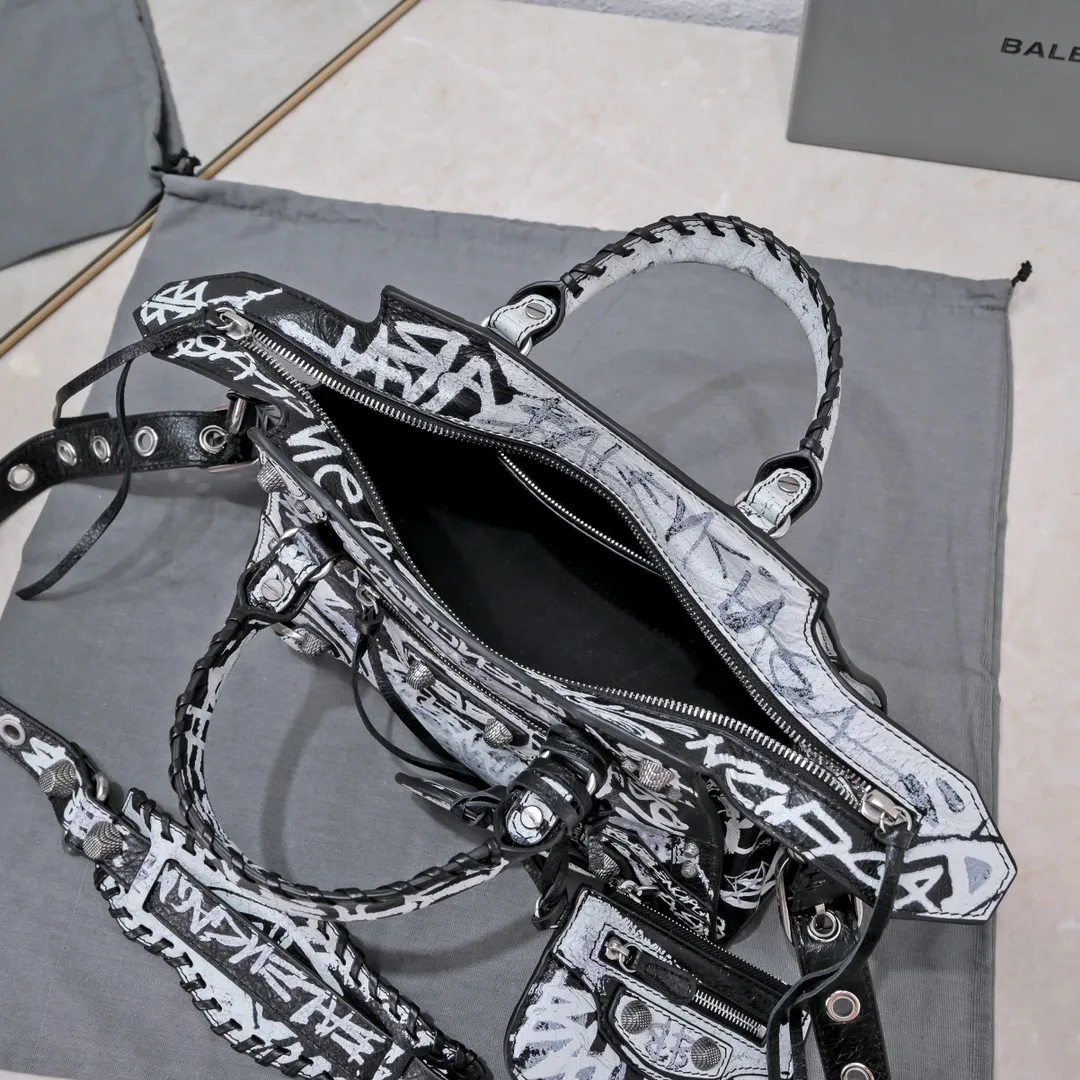 All Categories Balenciaga Women's Bags (Balenciaga) Balenciaga 2613