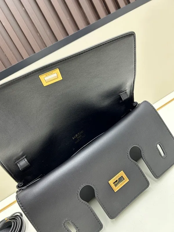 All categories Balenciaga Women's Bags (Balenciaga) Balenciaga 804817