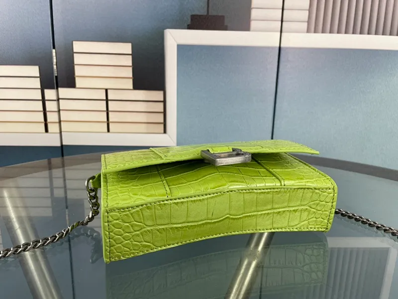 All categories Official website "Brand Women's Bags" Women's Bags 💙 BALENCIAGA 2023 latest Balenciaga crossbody bag