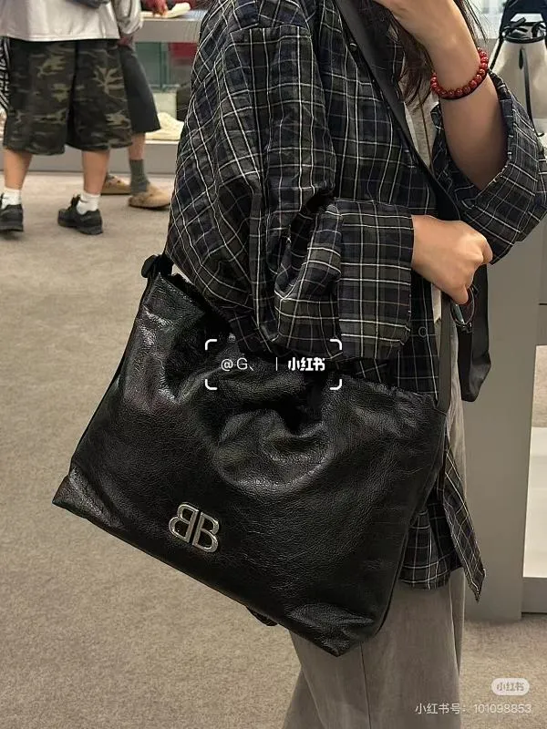 All categories Balenciaga Women's Bags (Balenciaga) Balenciaga 6896