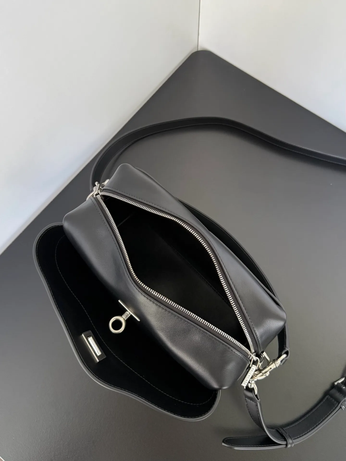 All Categories Balenciaga Women's Bags (Balenciaga) Balenciaga 229