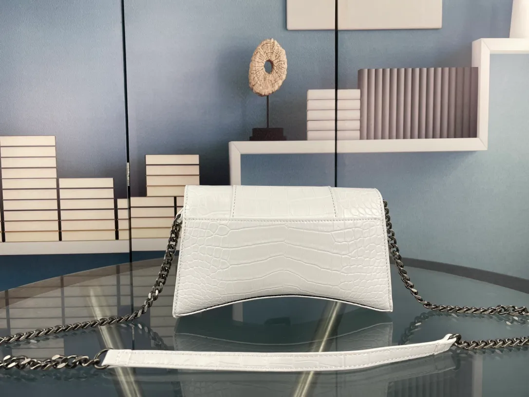 All categories Official website "Brand Women's Bags" Women's Bags 💙 BALENCIAGA 2023 latest Balenciaga crossbody bag