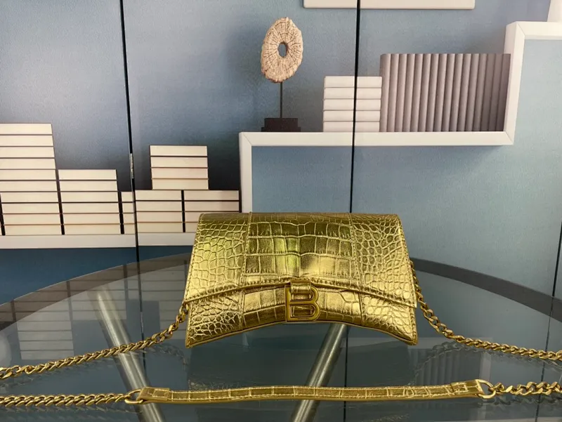 All categories Official website "Brand Women's Bags" Women's Bags 💙 BALENCIAGA 2023 latest Balenciaga crossbody bag