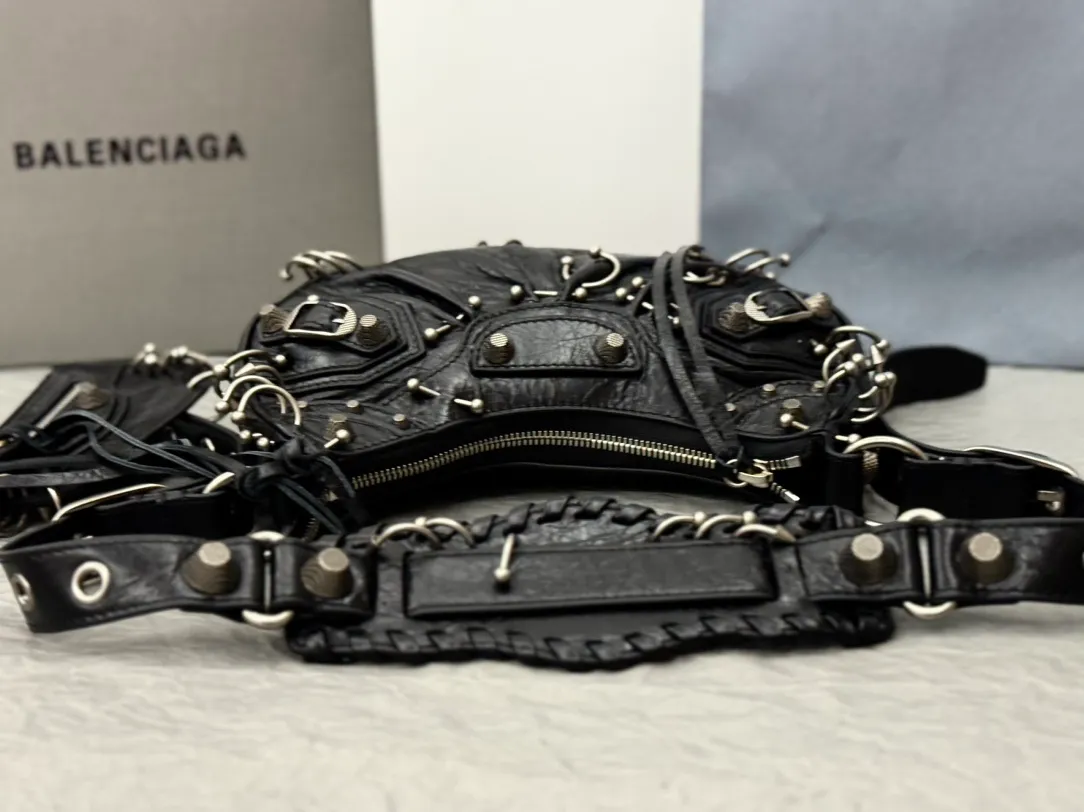 All Categories Balenciaga Women's Bags (Balenciaga) Balenciaga 701