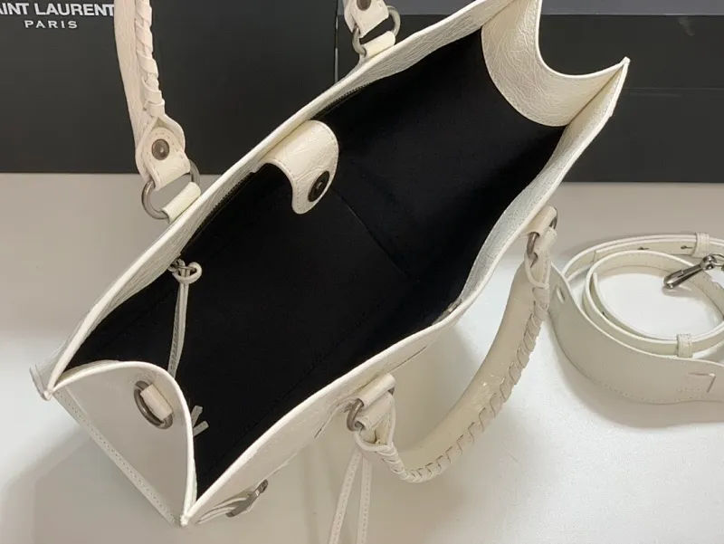 All categories Balenciaga Women's Bags (Balenciaga) Balenciaga 80096