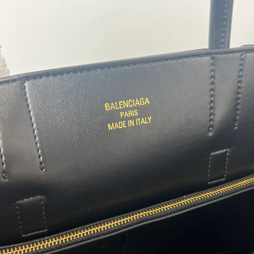 All categories Balenciaga Women's Bags (Balenciaga) Balenciaga 50026