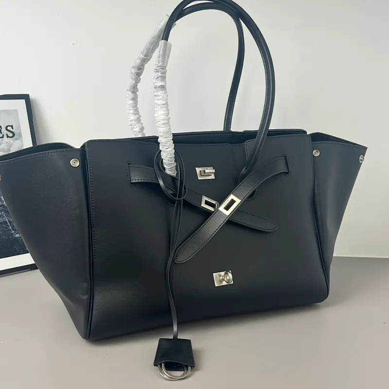 All categories Balenciaga Women's Bags (Balenciaga) Balenciaga 50026