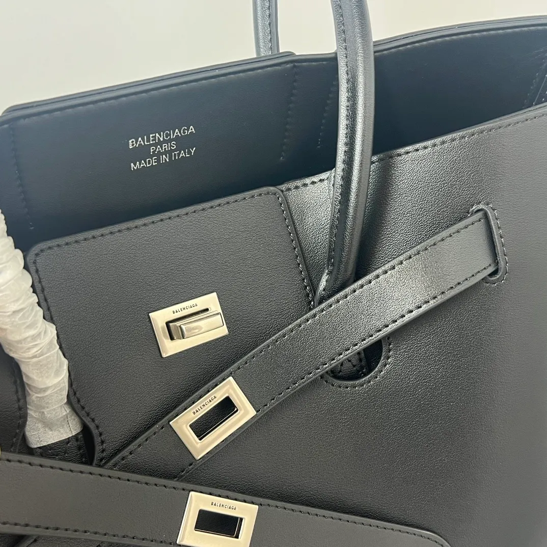 All categories Balenciaga Women's Bags (Balenciaga) Balenciaga 50026