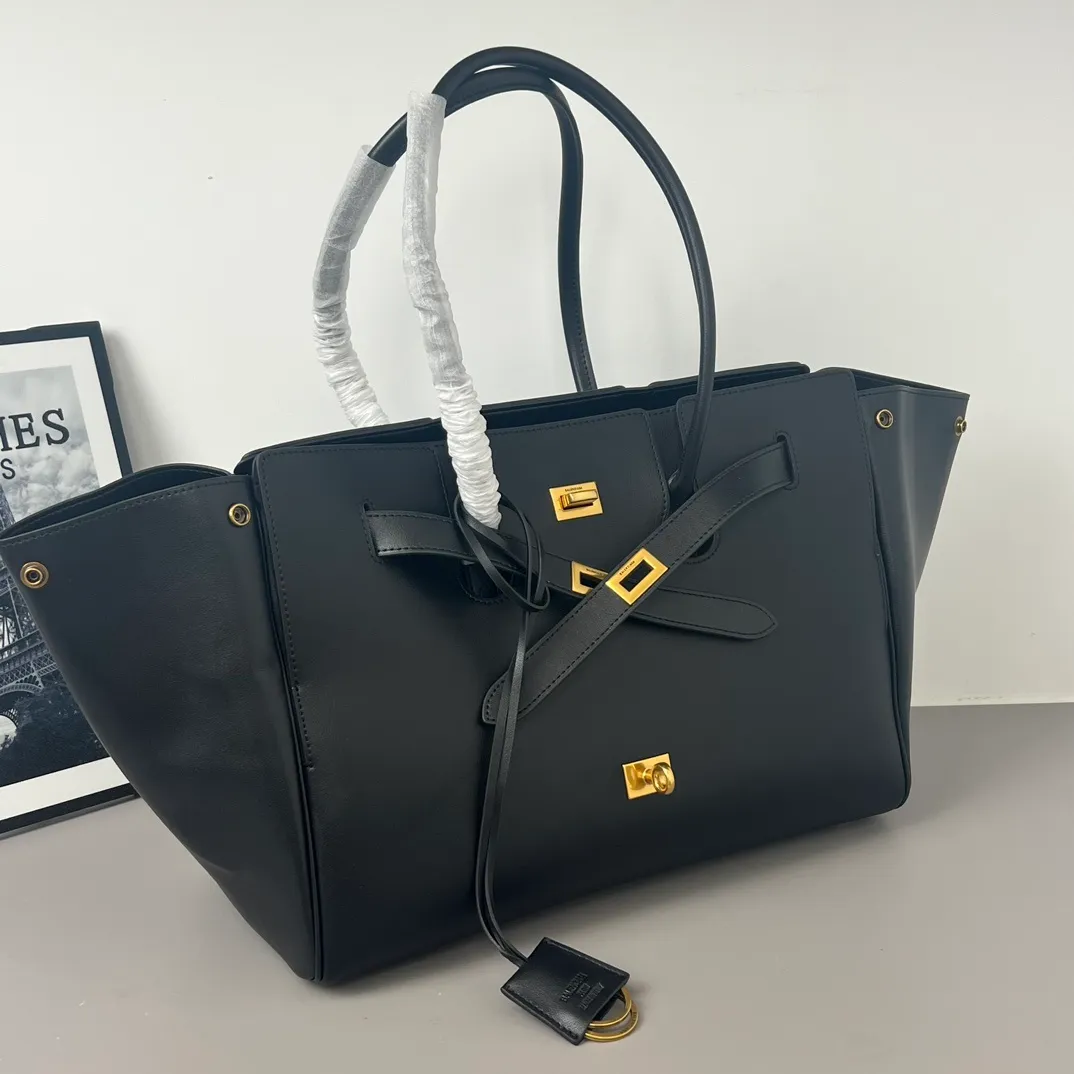All categories Balenciaga Women's Bags (Balenciaga) Balenciaga 50026