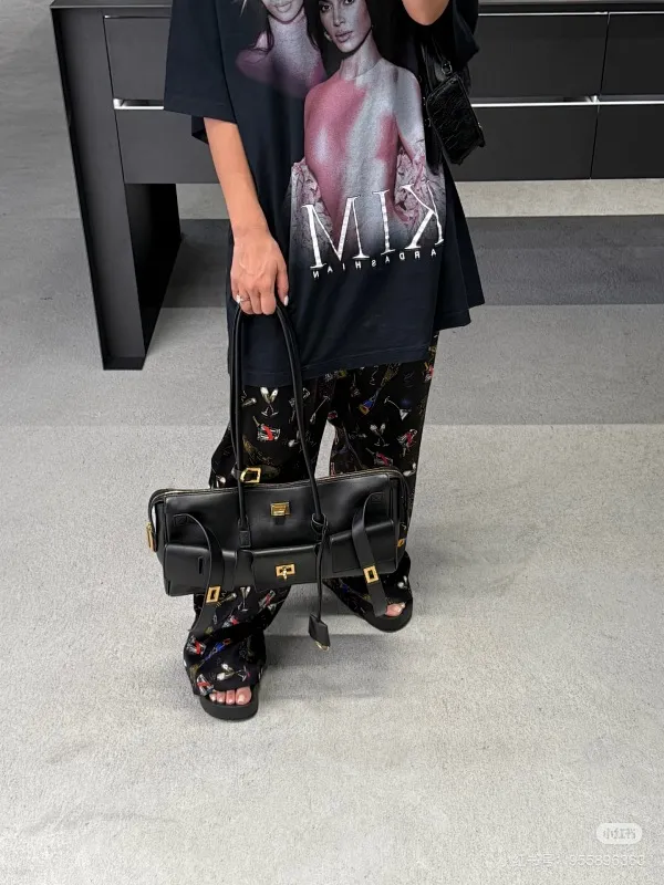 All Categories Balenciaga Women's Bags (Balenciaga) Balenciaga 5043