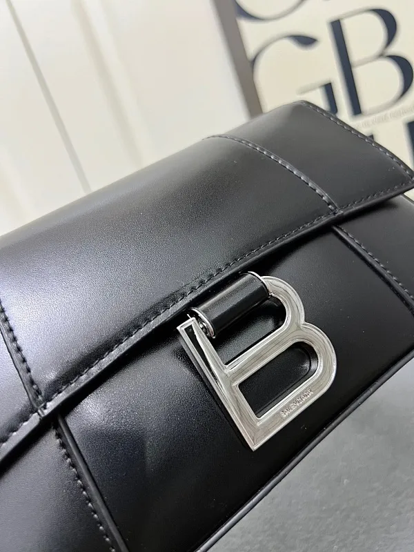 All Categories Official Website "Brand Women's Bags" Women's Bags 💙 BALENCIAGA 2025 New Balenciaga Crossbody Bag