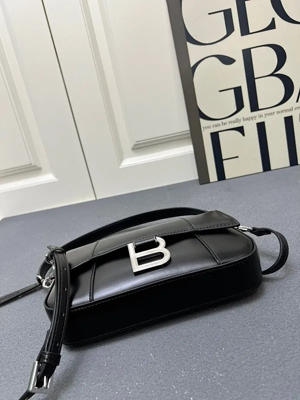 All Categories Official Website "Brand Women's Bags" Women's Bags 💙 BALENCIAGA 2025 New Balenciaga Crossbody Bag