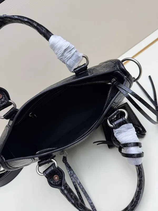 All Categories Balenciaga Women's Bags (Balenciaga) Balenciaga 3210