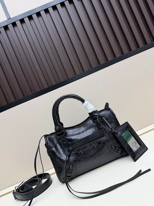 All Categories Balenciaga Women's Bags (Balenciaga) Balenciaga 3210