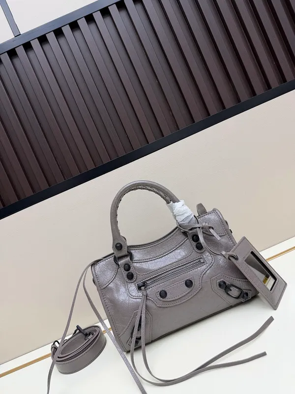 All Categories Balenciaga Women's Bags (Balenciaga) Balenciaga 3210