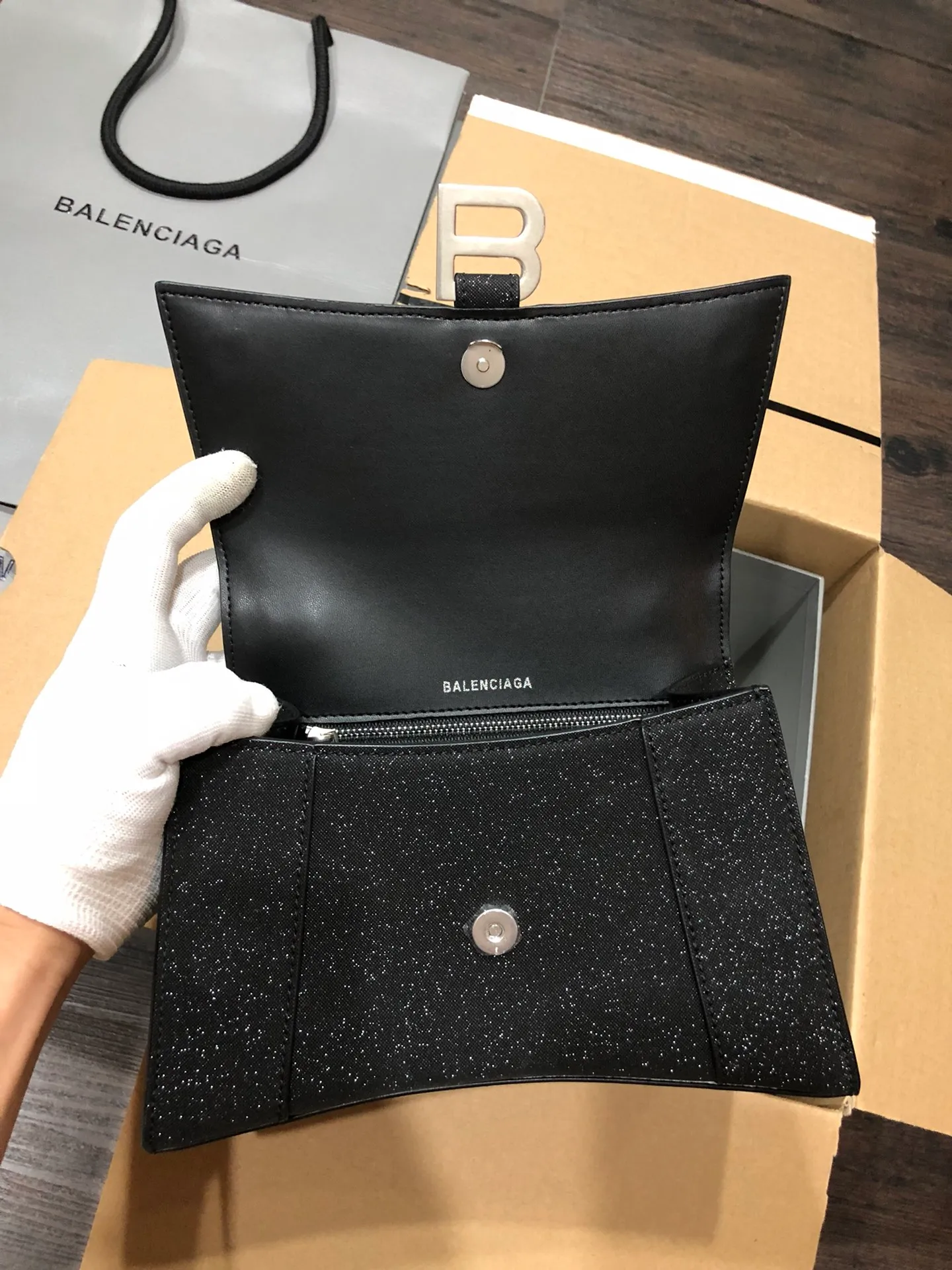 All categories Balenciaga Women's Bags (Balenciaga) Balenciaga 1982