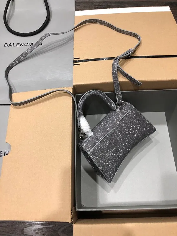 All categories Balenciaga Women's Bags (Balenciaga) Balenciaga 1982