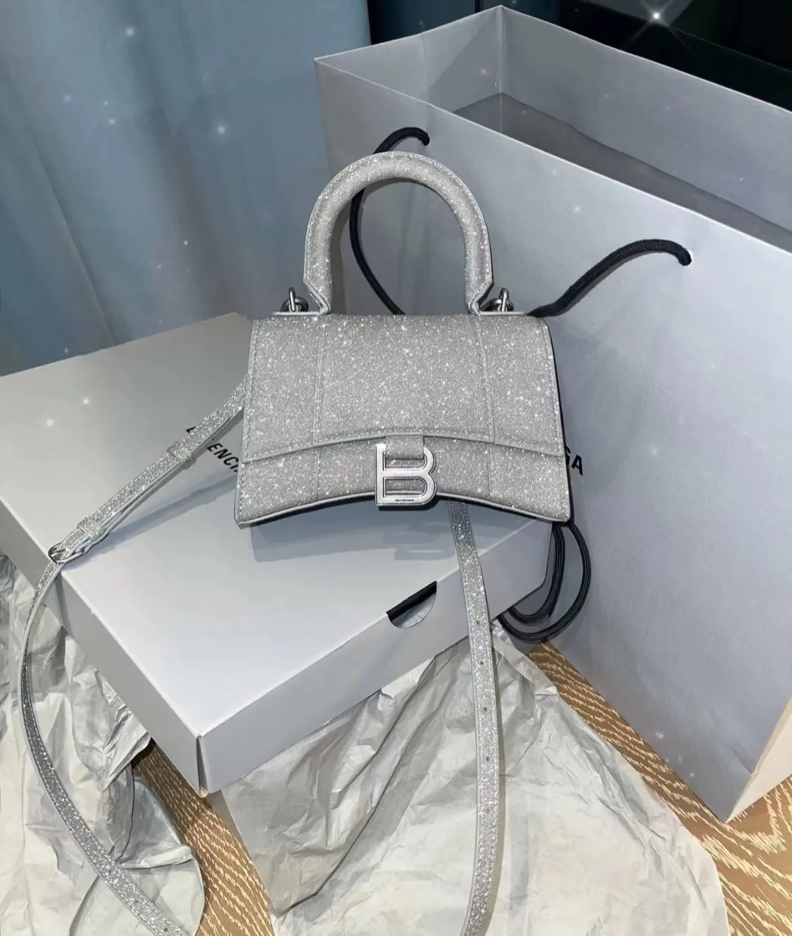 All categories Balenciaga Women's Bags (Balenciaga) Balenciaga 1982