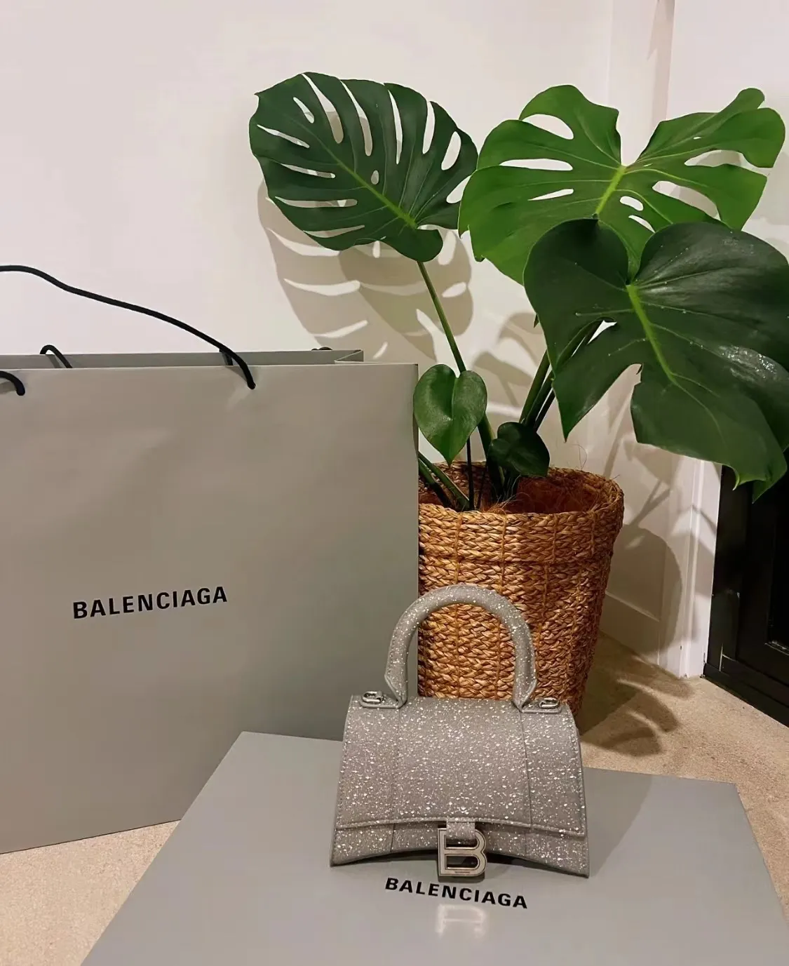 All categories Balenciaga Women's Bags (Balenciaga) Balenciaga 1982