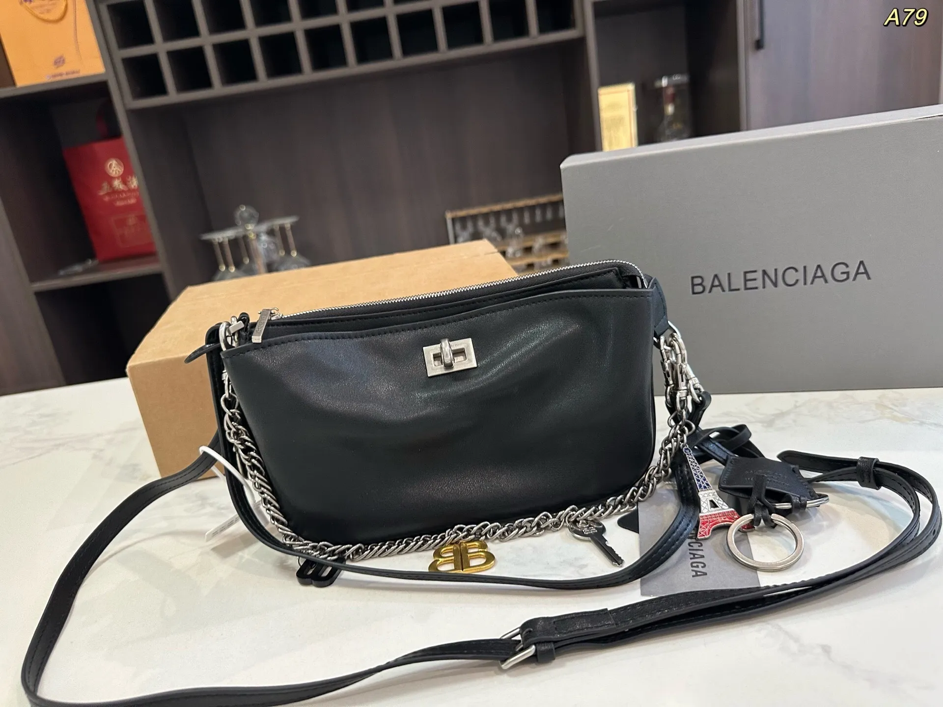 All Categories Official Website "Brand Women's Bags" Women's Bags 💙 BALENCIAGA 2025 New Balenciaga Crossbody Bag