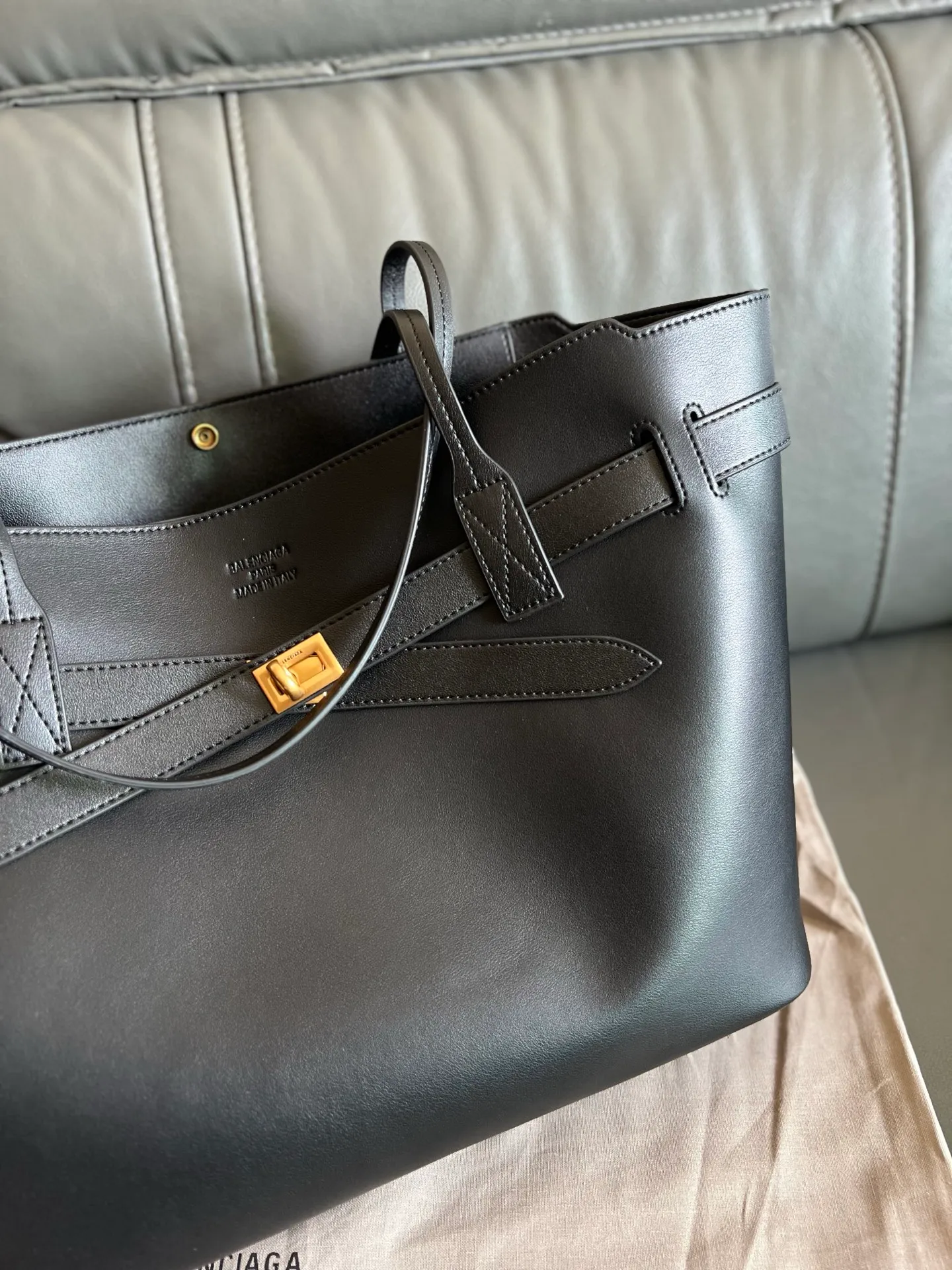 All Categories Official Website "Brand Women's Bags" Women's Bags 💙 BALENCIAGA 2026 New Balenciaga Handbags