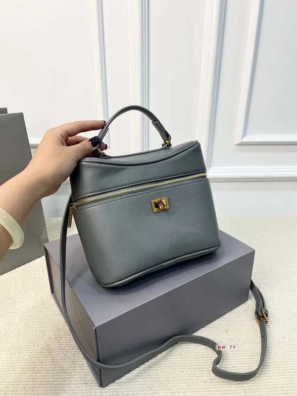 All Categories Official Website "Brand Women's Bags" Women's Bags 💙 BALENCIAGA 2025 New Balenciaga Crossbody Bag