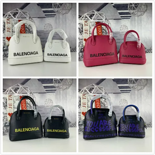 All categories Balenciaga Women's Bags (Balenciaga) Balenciaga, 6677