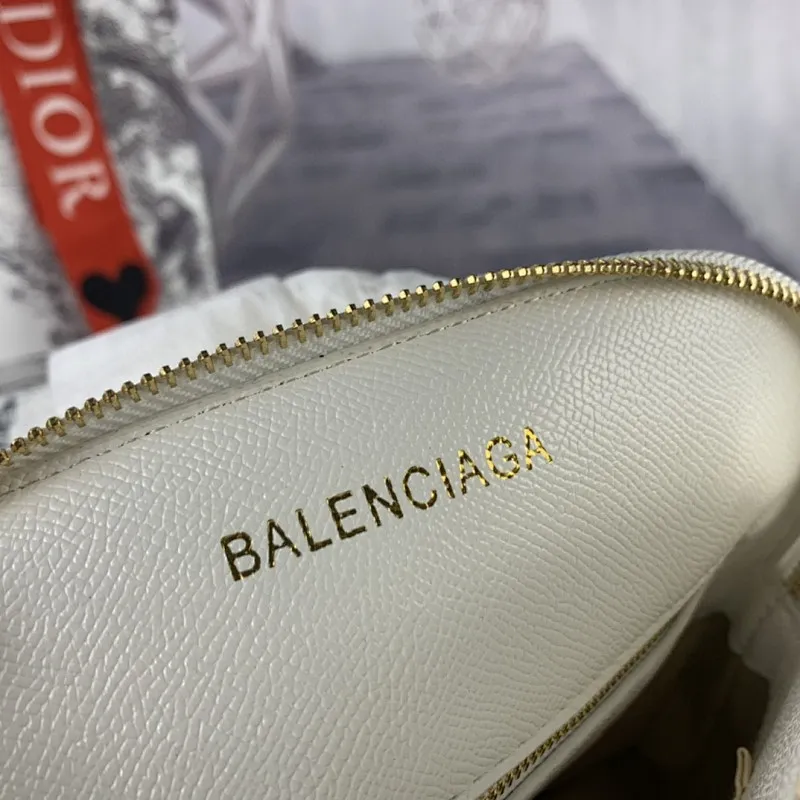 All categories Balenciaga Women's Bags (Balenciaga) Balenciaga, 6677