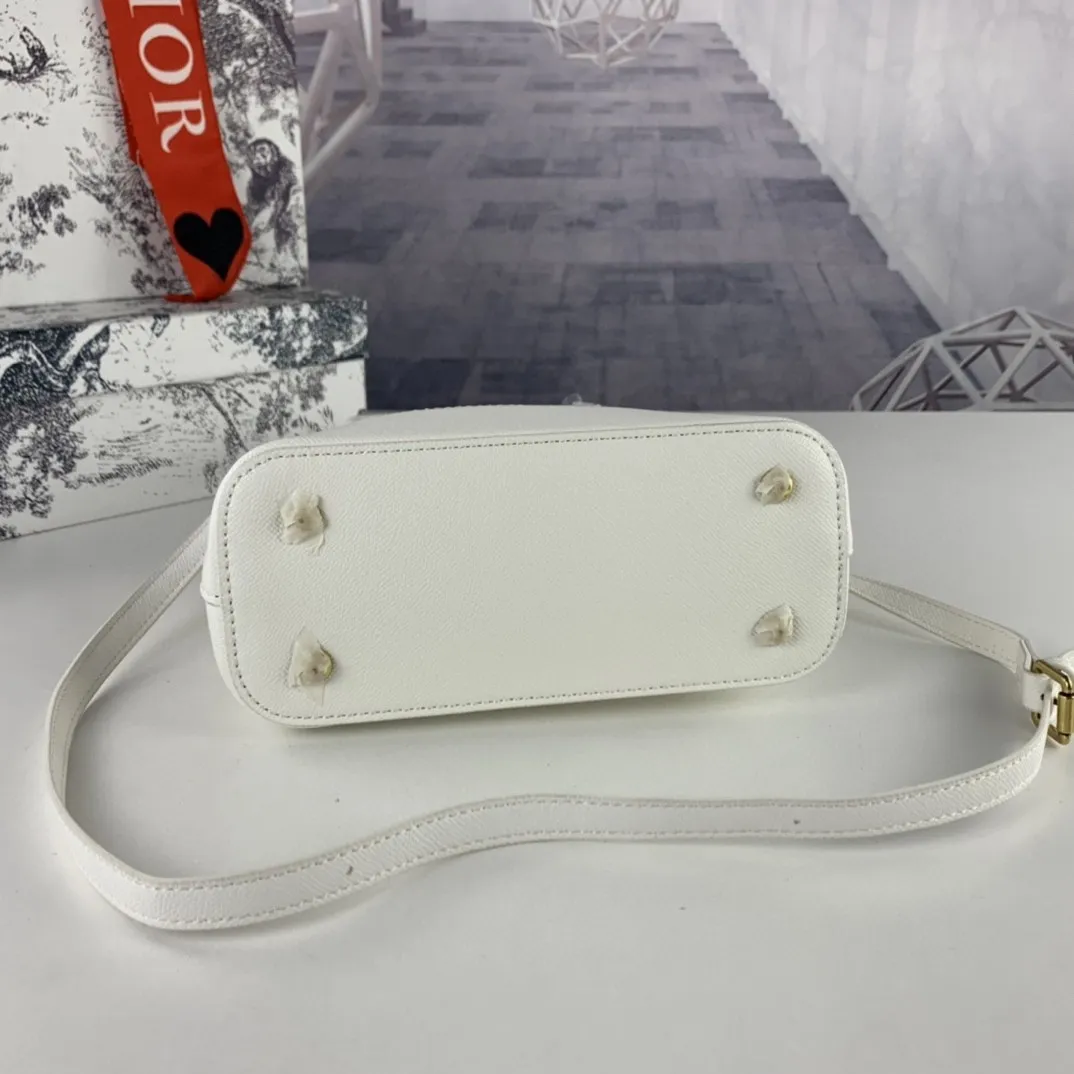 All categories Balenciaga Women's Bags (Balenciaga) Balenciaga, 6677