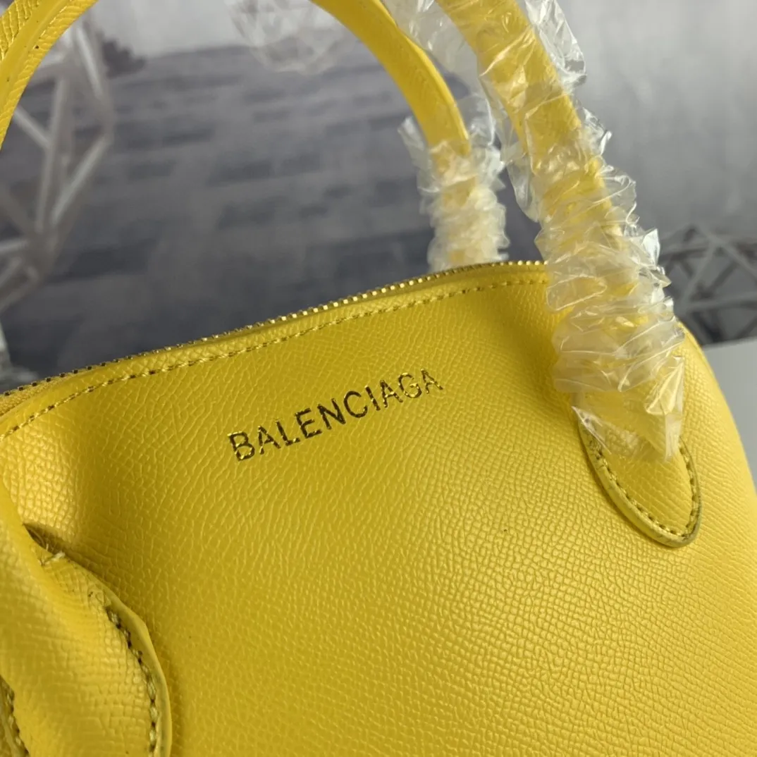All categories Balenciaga Women's Bags (Balenciaga) Balenciaga, 6677
