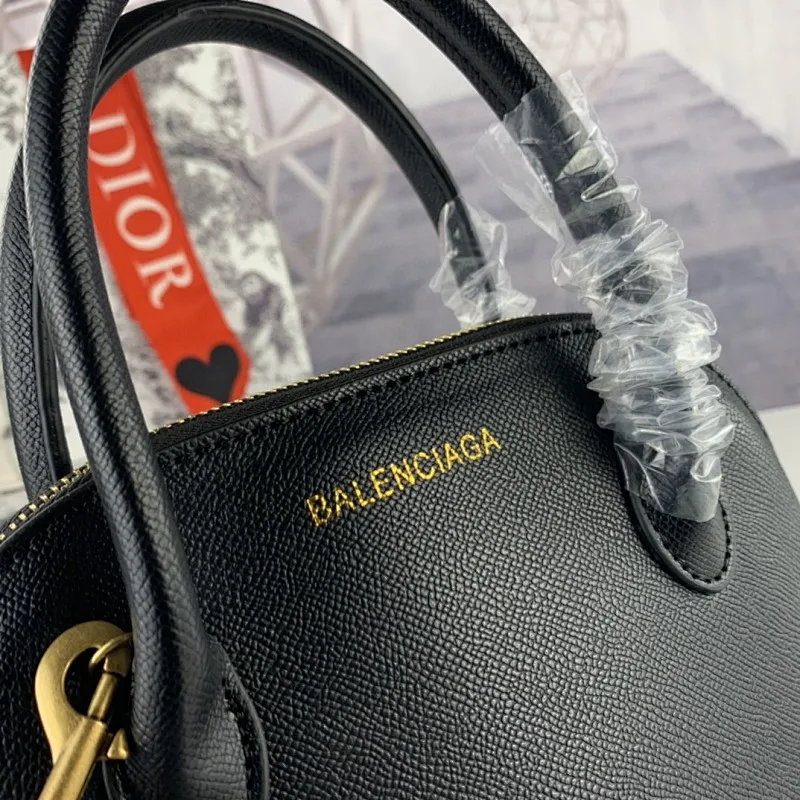 All categories Balenciaga Women's Bags (Balenciaga) Balenciaga, 6677