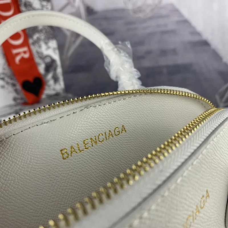 All categories Balenciaga Women's Bags (Balenciaga) Balenciaga, 6677