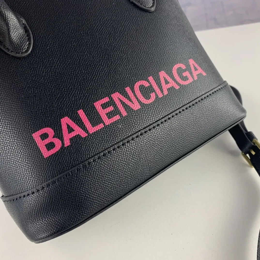 All categories Balenciaga Women's Bags (Balenciaga) Balenciaga, 6677