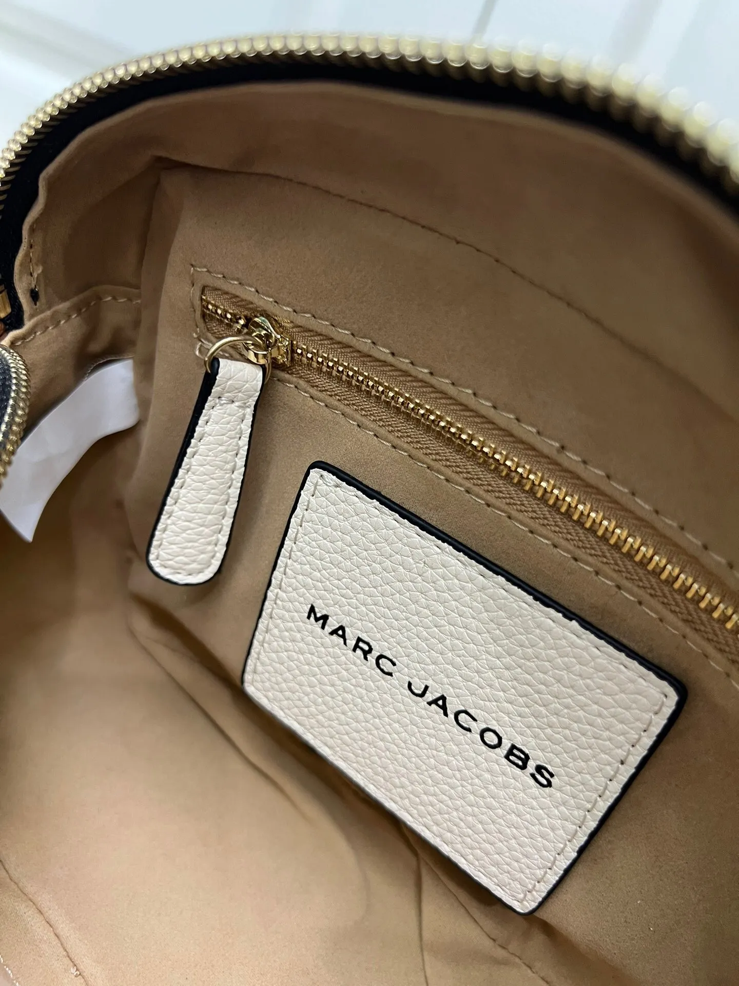 All Categories Official Website "Brand Women's Bags" Women's Bags 💙 BALENCIAGA 2025 New Balenciaga Crossbody Bag